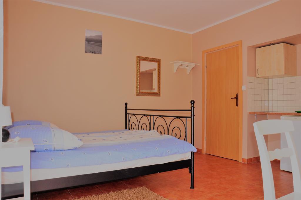 Optima Bed & Breakfast Mielno  Bagian luar foto